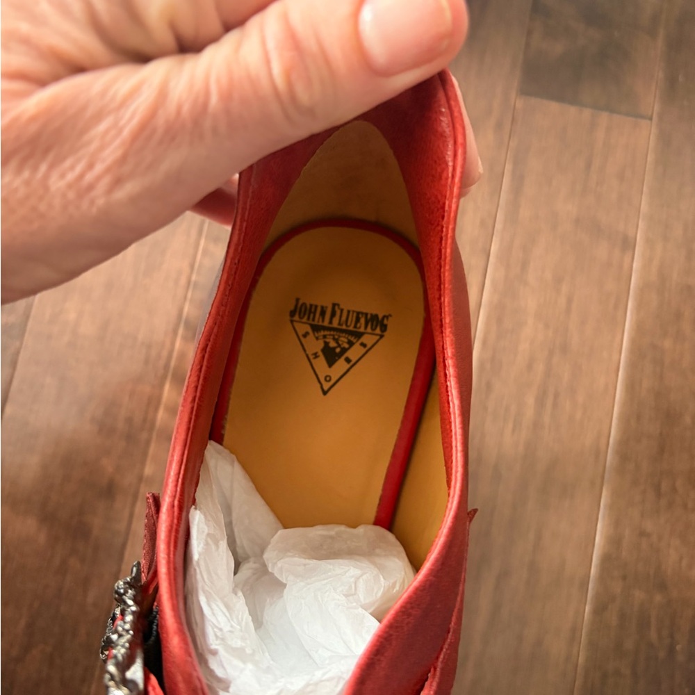 NWT John Fluevog Fantine  Pointed Mary Jane Heels with Decorative Skull Buckle - Picture 9 of 10